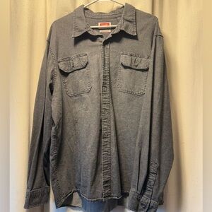 Wrangler thick button up shirt